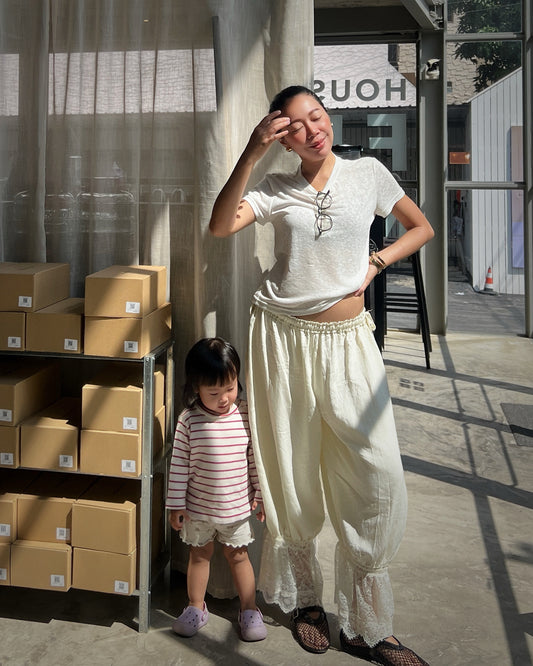 P11 - Lace balloon pants